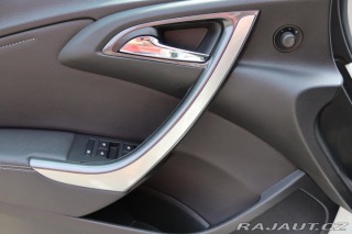 Opel Astra Opel Astra J Sports Toure 2013