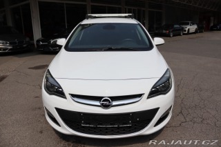 Opel Astra Opel Astra J Sports Toure 2013