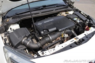 Opel Astra Opel Astra J Sports Toure 2013