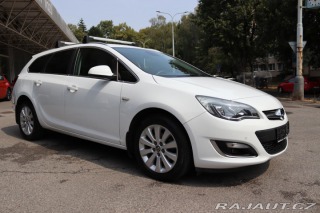 Opel Astra Opel Astra J Sports Toure 2013