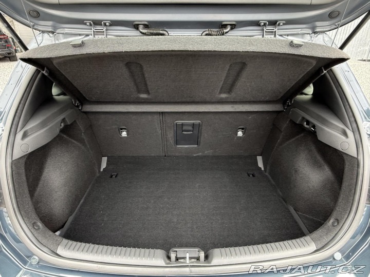 Hyundai i30 1,5 T-GDI DCT Smart Autom 2023