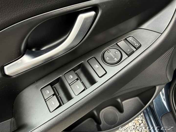Hyundai i30 1,5 T-GDI DCT Smart Autom 2023
