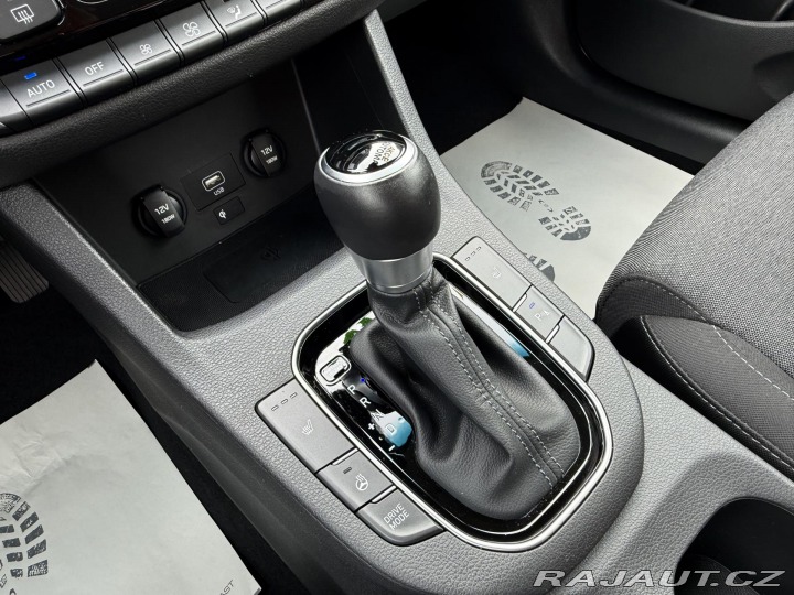 Hyundai i30 1,5 T-GDI DCT Smart Autom 2023