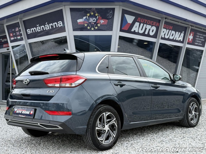 Hyundai i30 1,5 T-GDI DCT Smart Autom 2023