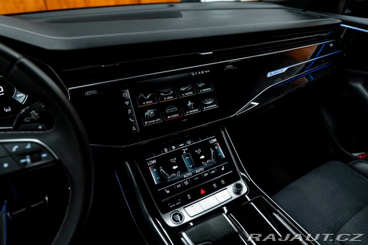 Audi Q8  2023