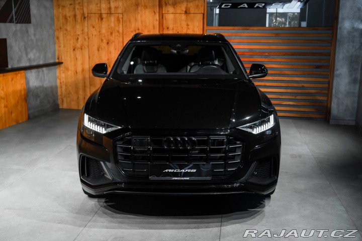 Audi Q8  2023