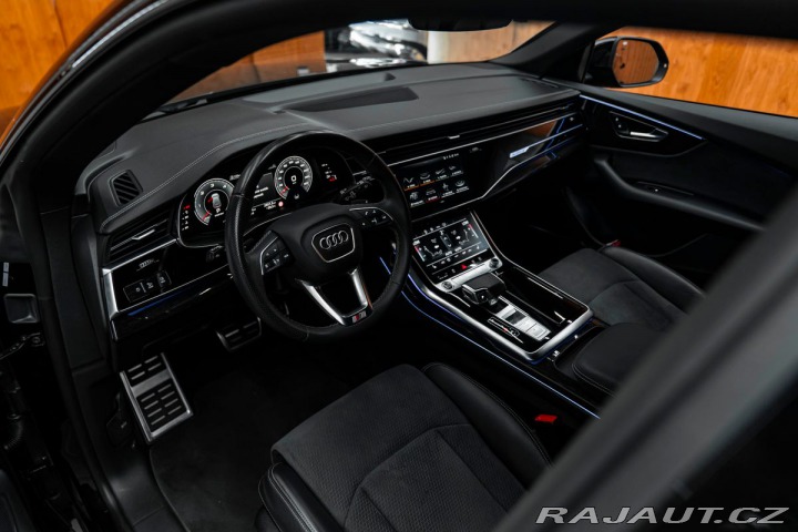 Audi Q8  2023
