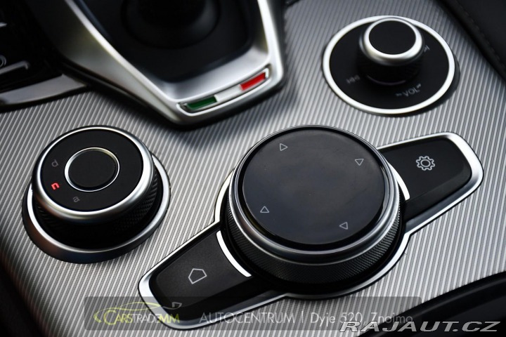 Alfa Romeo Stelvio 2.2D VELOCE Q4 H&K PA 2024