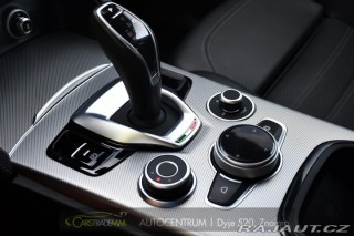 Alfa Romeo Stelvio 2.2D VELOCE Q4 H&K PA 2024