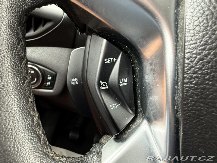 Ford Transit Connect 1,6 TDCi 5 míst Klima/Nav 2014