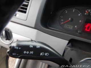 Volkswagen Multivan 2.5 TDI, 96 kW 2008