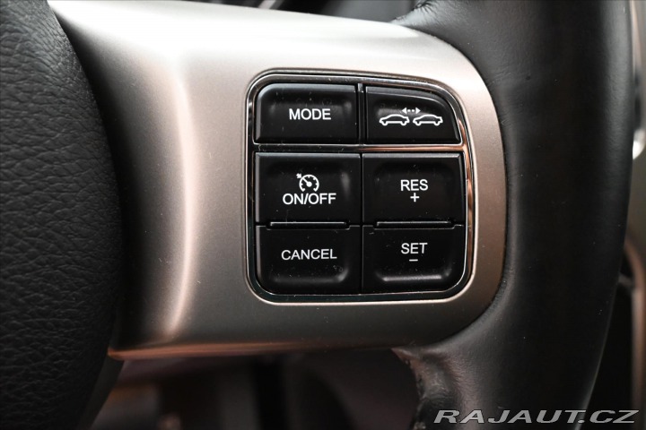 Jeep Grand Cherokee 3,0 CRD 177 kW 4x4 AT Ove 2011