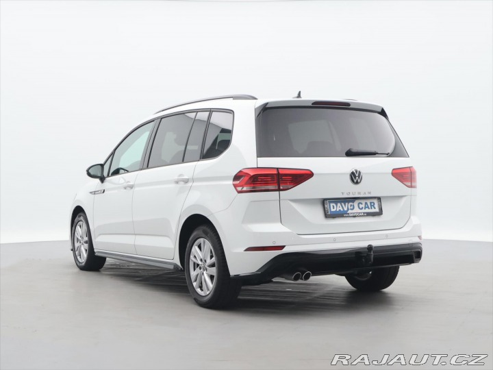 Volkswagen Touran 2,0 TDI DSG R-Line 1.Maj 2025