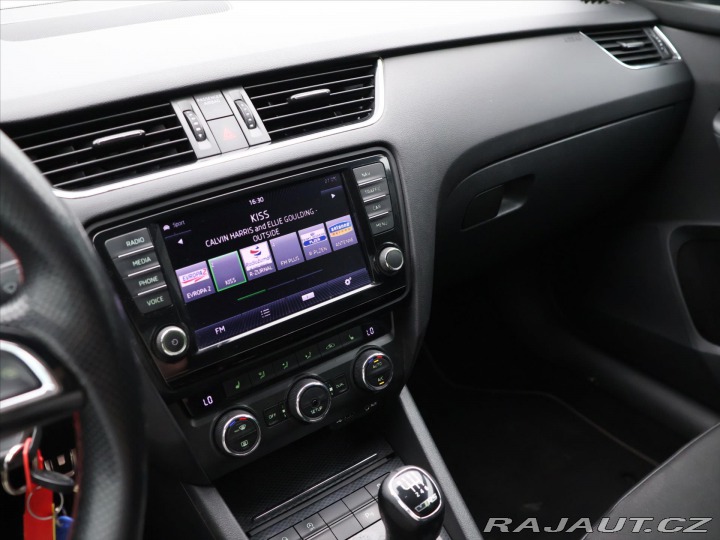 Škoda Octavia 2,0 TDI 135kW RS Xenon Na 2015