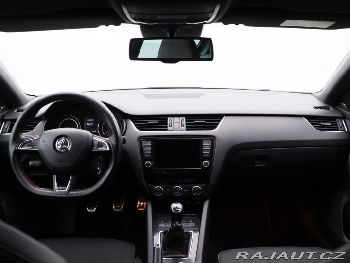 Škoda Octavia 2,0 TDI 135kW RS Xenon Na 2015
