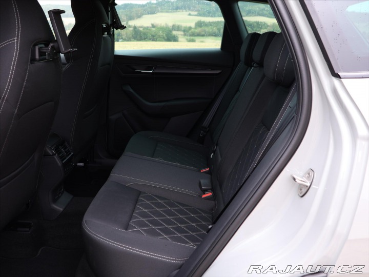 Škoda Karoq 2,0 TDI 4x4 DSG Sportline 2025