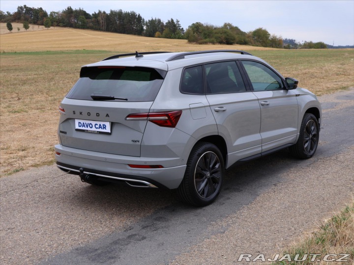Škoda Karoq 2,0 TDI 4x4 DSG Sportline 2025