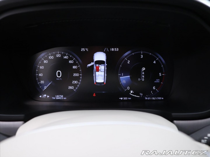 Volvo V90 2,0 D4 140kW Drive-E Mome 2019
