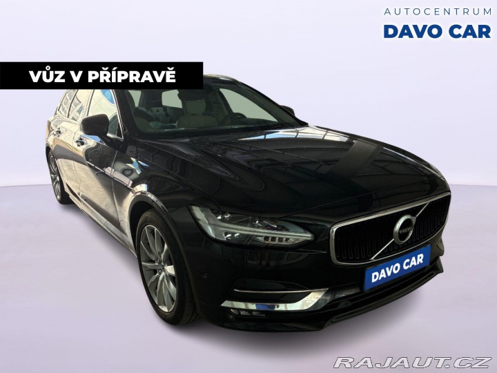 Volvo V90 2,0 D4 140kW Drive-E Mome 2019