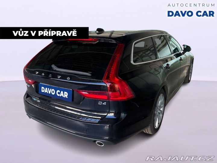Volvo V90 2,0 D4 140kW Drive-E Mome 2019