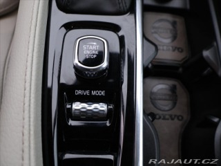 Volvo V90 2,0 D4 140kW Drive-E Mome 2019