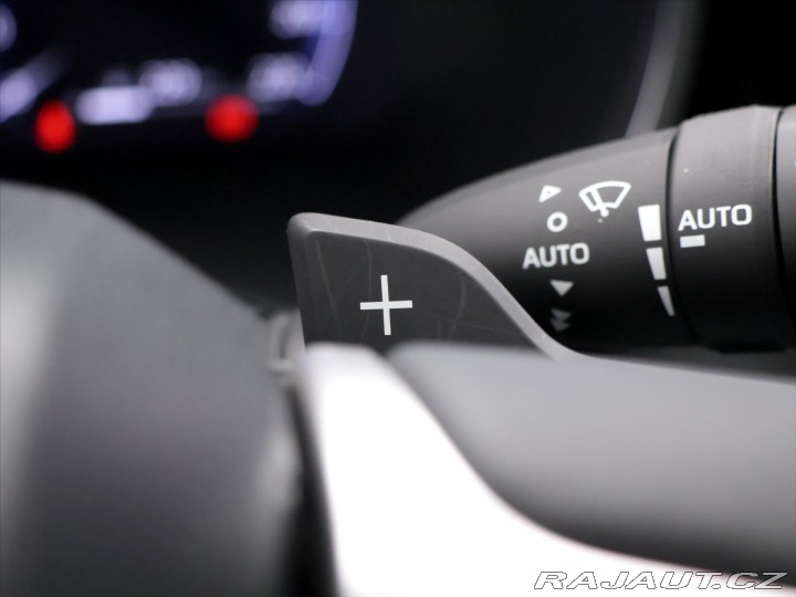 Toyota Highlander 2,5 Hybrid 140kW Executiv 2024
