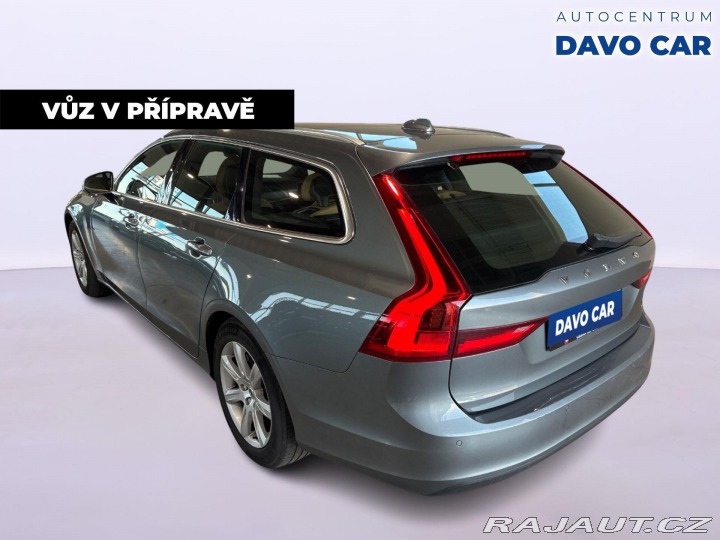 Volvo V90 2.0 D3 110kW Momentum LED 2018