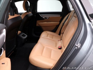 Volvo V90 2.0 D3 110kW Momentum LED 2018