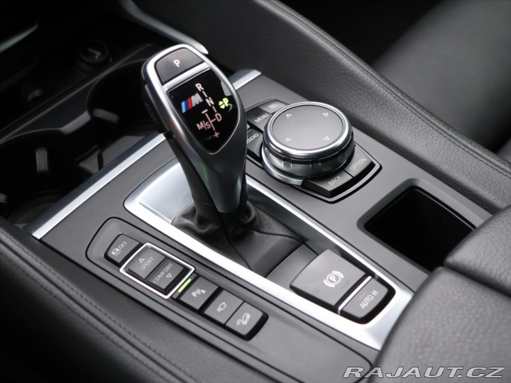 BMW X6 3,0 M50da 260kW Xdrive CZ 2015