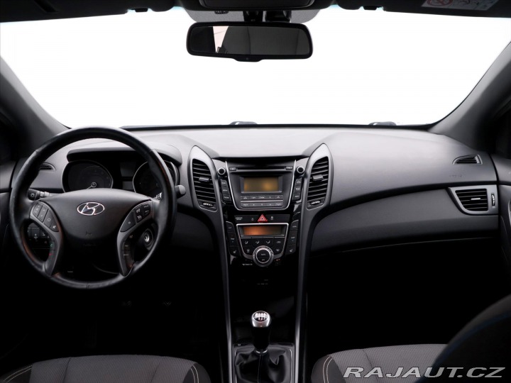 Hyundai i30 1.6 GDI 99kW CZ Trikolor 2016