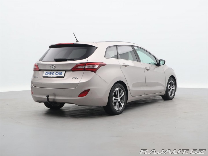Hyundai i30 1.6 GDI 99kW CZ Trikolor 2016