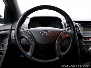 Hyundai i30 1.6 GDI 99kW CZ Trikolor 2016