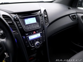Hyundai i30 1.6 GDI 99kW CZ Trikolor 2016