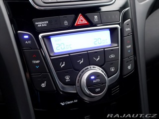 Hyundai i30 1.6 GDI 99kW CZ Trikolor 2016