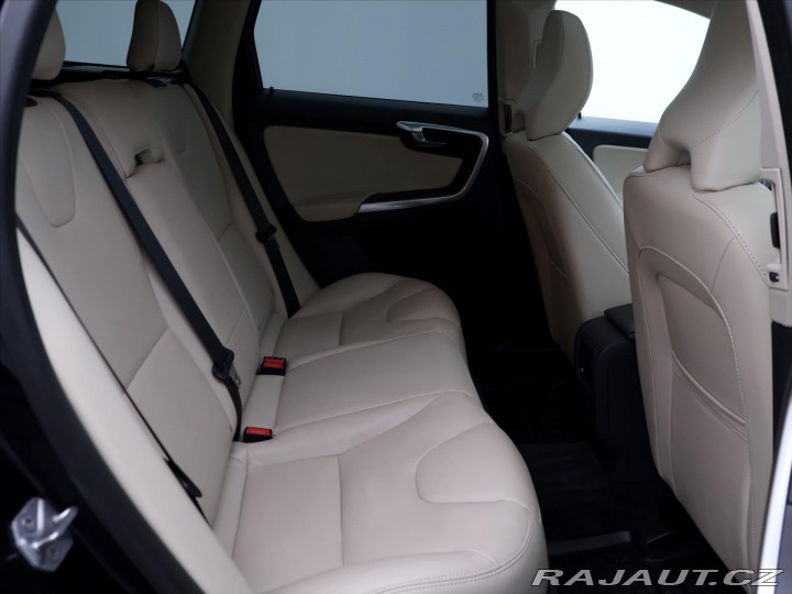Volvo XC60 2,0 D3 110kW Aut. Momentu 2016
