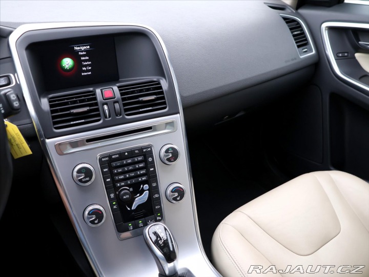 Volvo XC60 2,0 D3 110kW Aut. Momentu 2016