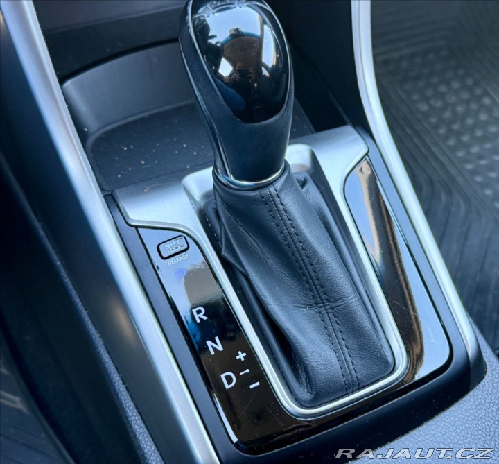 Hyundai i30 1,6 CRDI AUTOMAT PREMIUM 2015