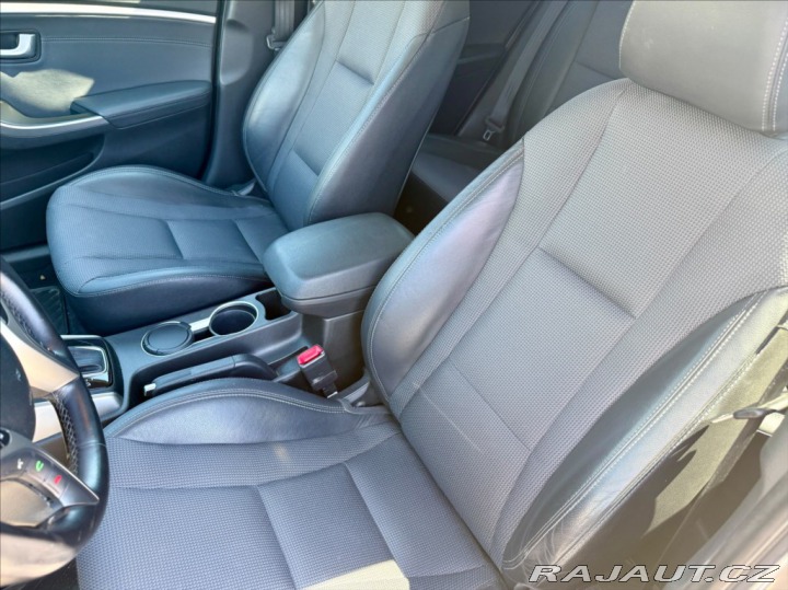 Hyundai i30 1,6 CRDI AUTOMAT PREMIUM 2015