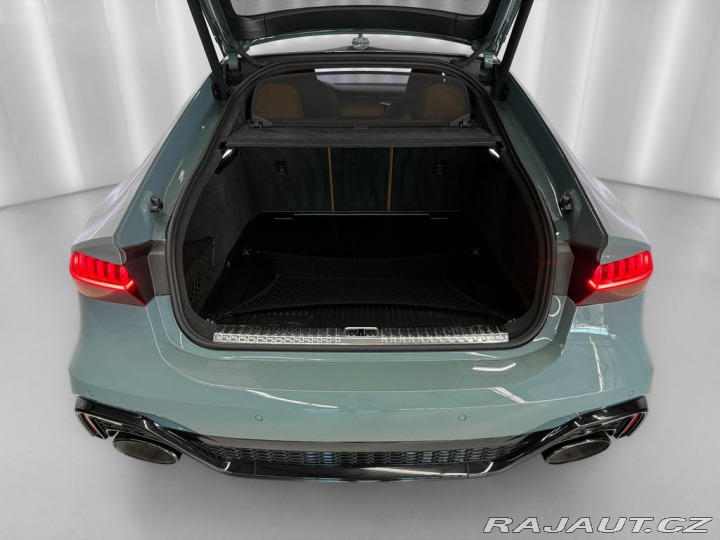Audi RS7 441KW QUATTRO SB, WEBASTO 2021