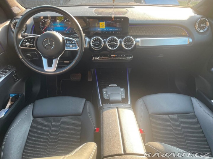 Mercedes-Benz GLB 200 2023