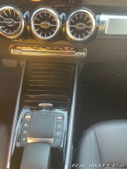 Mercedes-Benz GLB 200 2023
