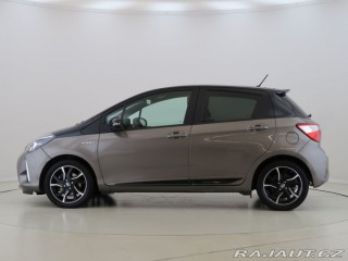Toyota Yaris 1.5,Hybrid,Selection,CZ,1 2017