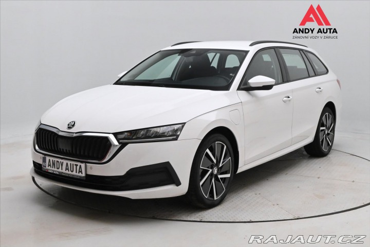 Škoda Octavia 1,4 TSI iV 110 kW DSG Amb 2022