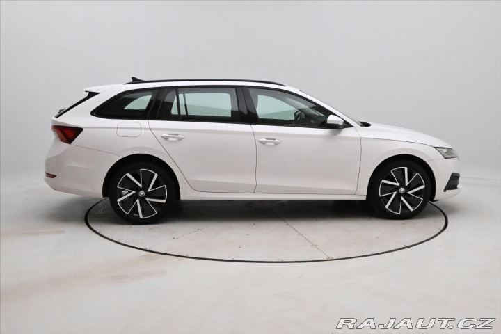 Škoda Octavia 1,4 TSI iV 110 kW DSG Amb 2022