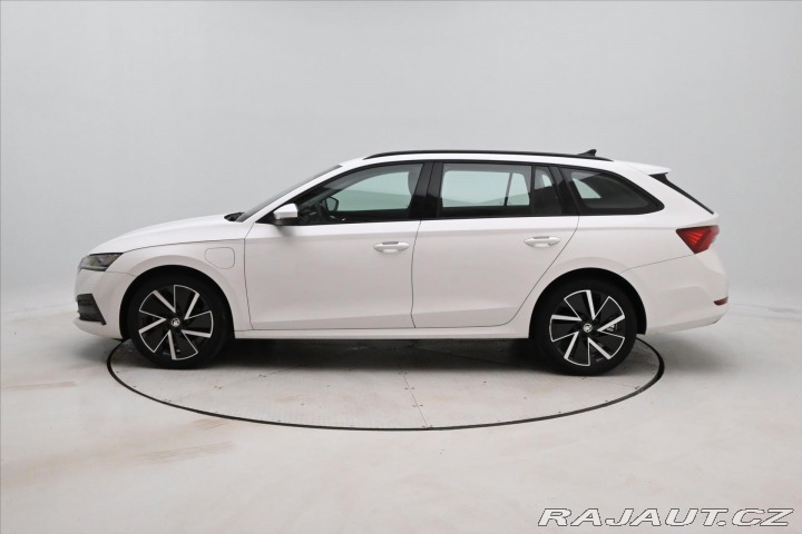 Škoda Octavia 1,4 TSI iV 110 kW DSG Amb 2022