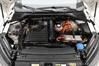 Škoda Octavia 1,4 TSI iV 110 kW DSG Amb 2022