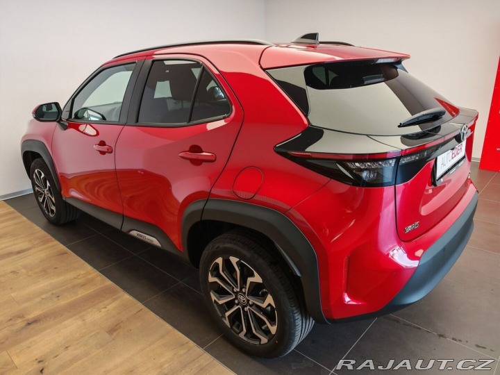 Toyota Yaris Cross 1.5 Hybrid 4x4 Style 2026