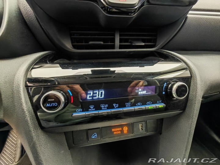 Toyota Yaris Cross 1.5 Hybrid eCVT AWD Comfo 2023
