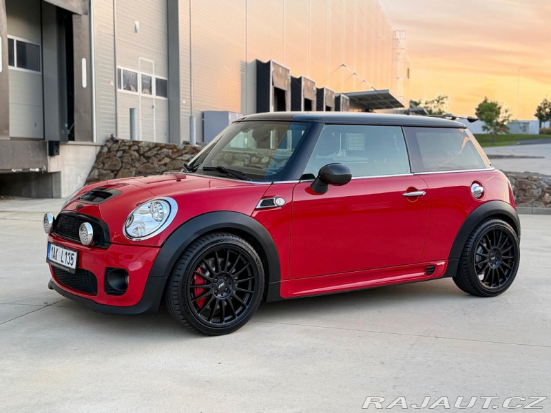 Mini Cooper Works JCW Aeropacket 2010