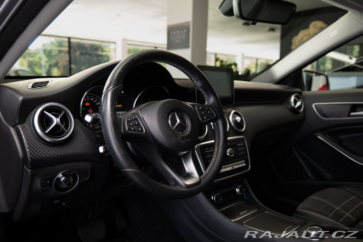 Mercedes-Benz A 180d 2017
